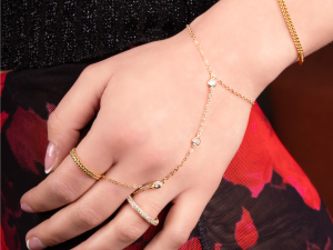 Love Song Hand Chain