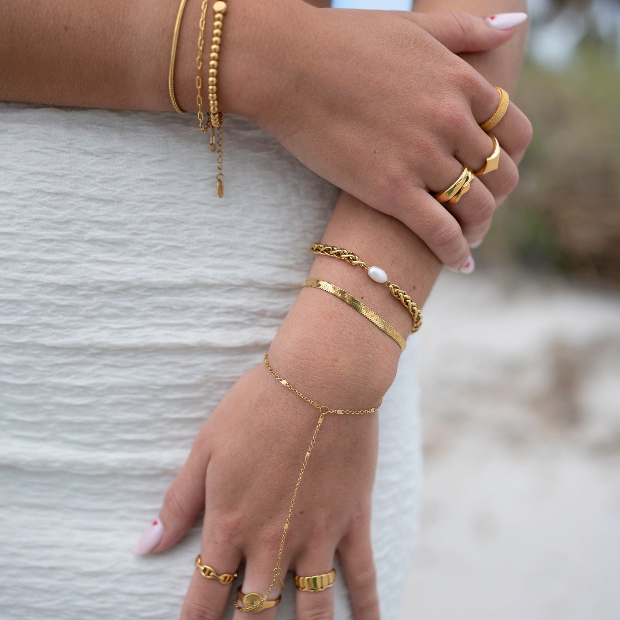 Shining Snake Bracelet - Image 5