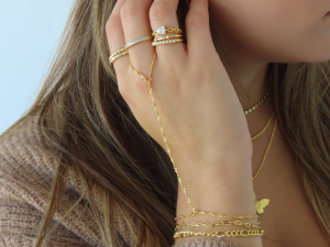 That Girl Hand Chain