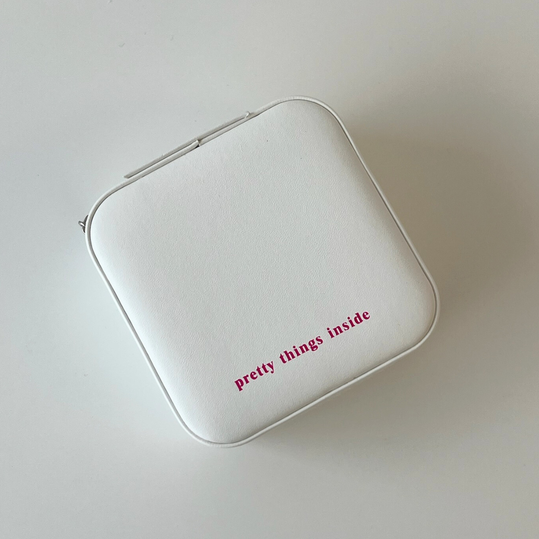 Pretty Things Inside Jewelry Box - Image 4